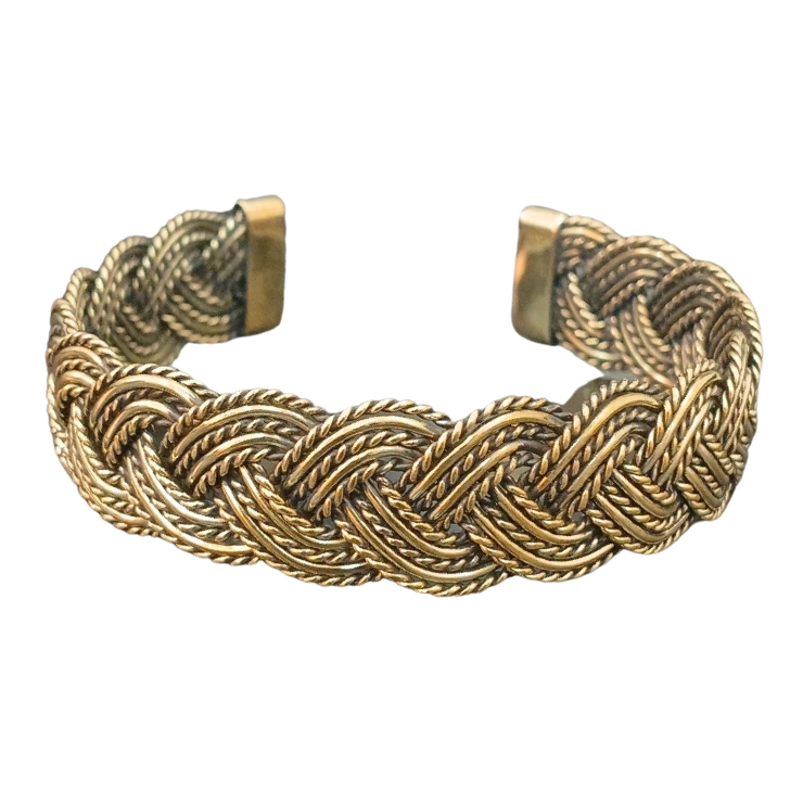 سوار  عقدة الأبدية