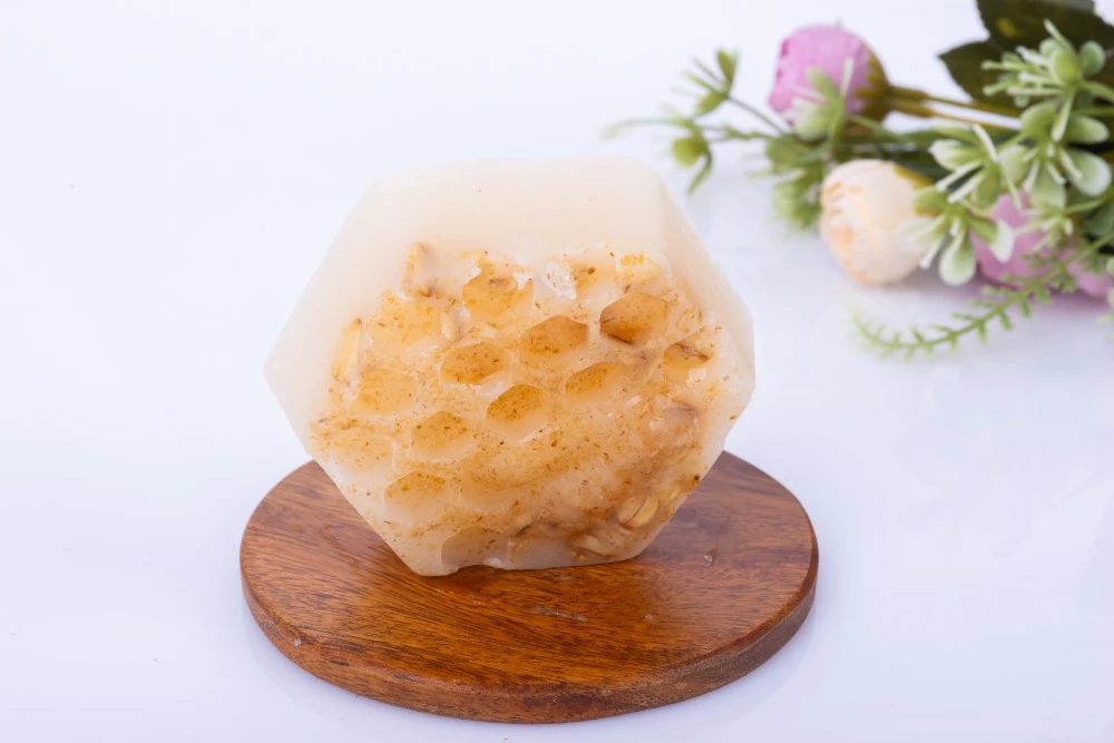 صابونة عسل وشمع نحل سداسية